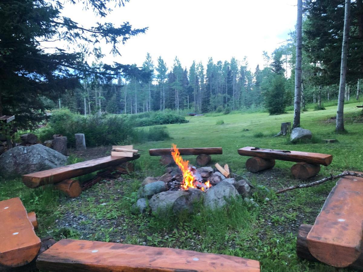 Beaver Guest Ranch Bridge Lake Extérieur photo