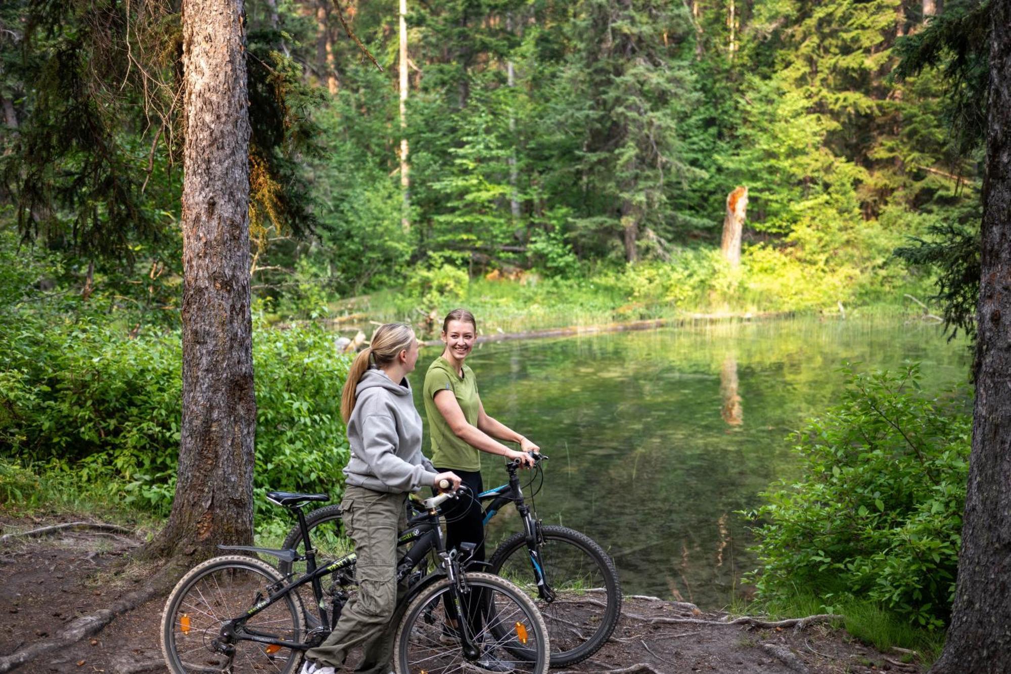 Beaver Guest Ranch Bridge Lake Extérieur photo